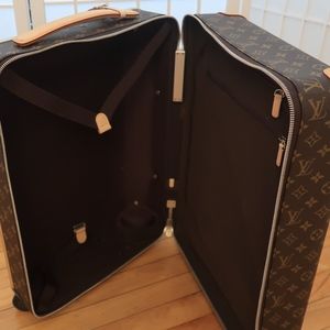 Louis Vuitton Horizon 55